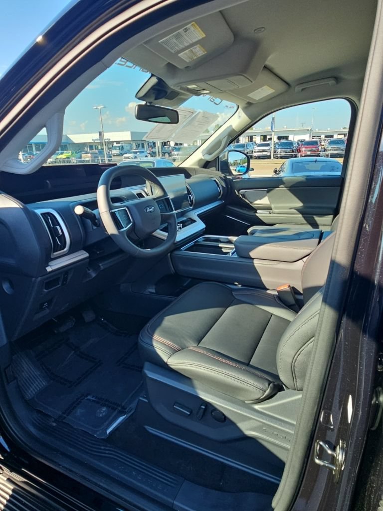 Used 2026 Ford Expedition Max Active RWD image 13