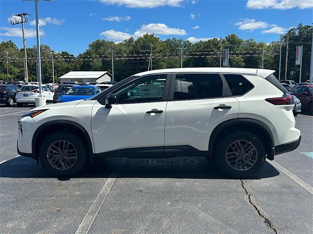 New 2026 Nissan Rogue S image 7