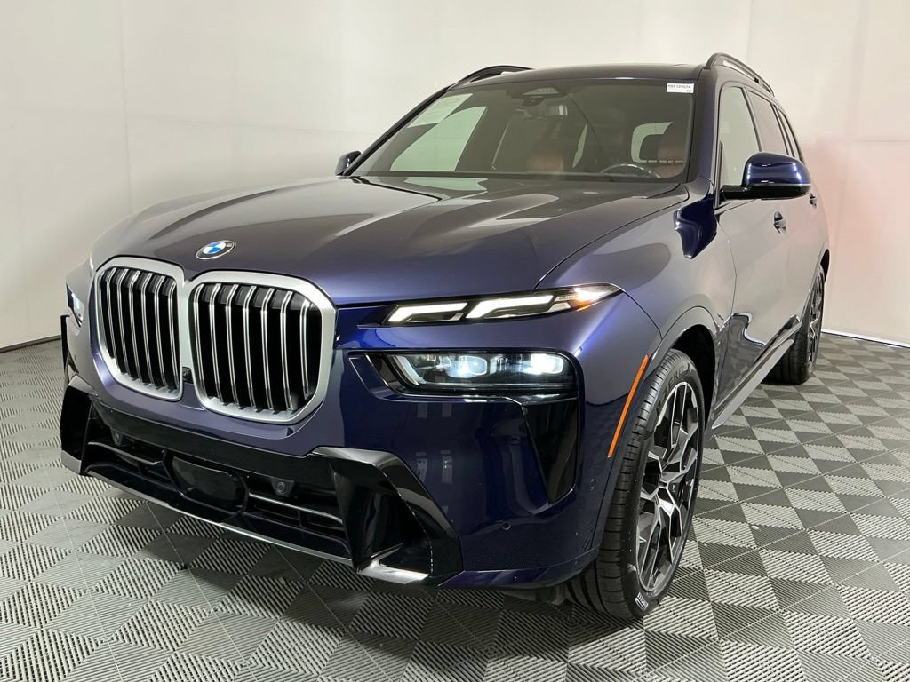 Certified 2024 BMW X7 xDrive40i w/ M Sport Package AWD/4WD image 2