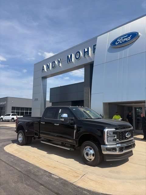New 2026 Ford F350 Lariat w/ Chrome Package