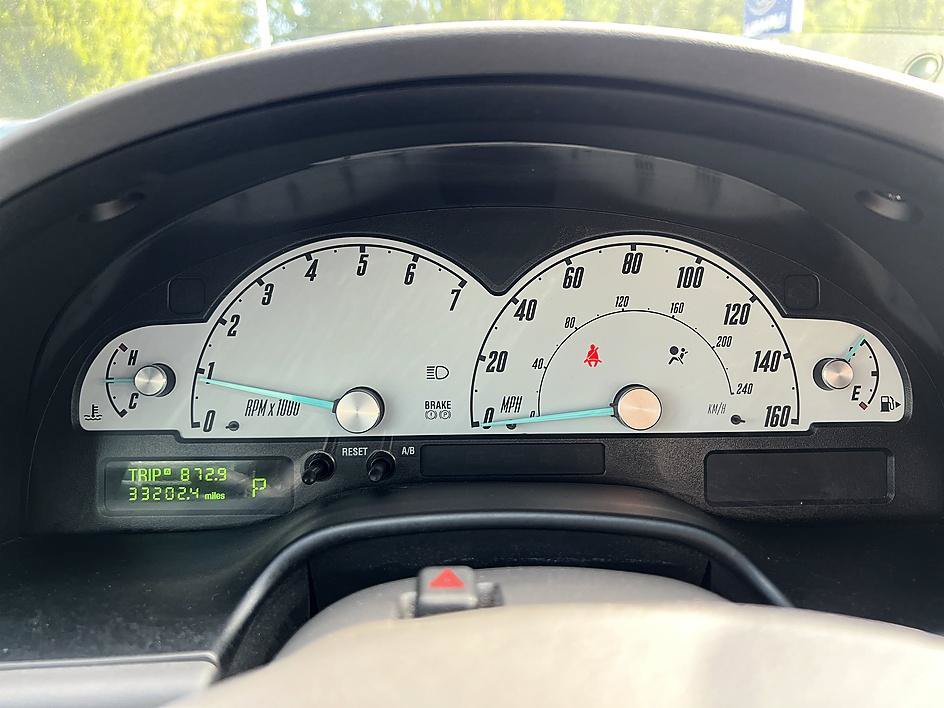 Used 2002 Ford Thunderbird RWD image 13