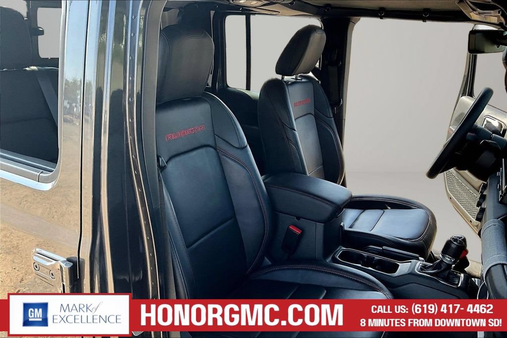 Used 2024 Jeep Gladiator Rubicon w/ Technology Group AWD/4WD image 29