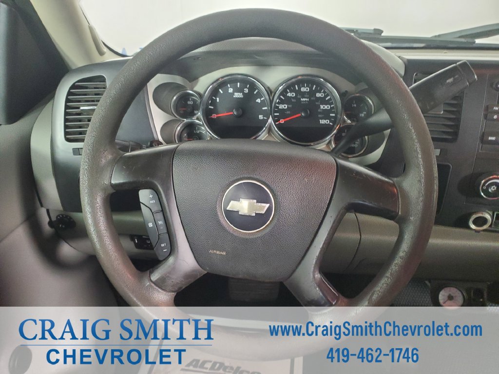 Used 2008 Chevrolet Silverado 2500 W/T AWD/4WD image 14
