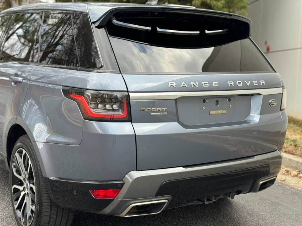 Used 2019 Land Rover Range Rover Sport HSE AWD/4WD image 16