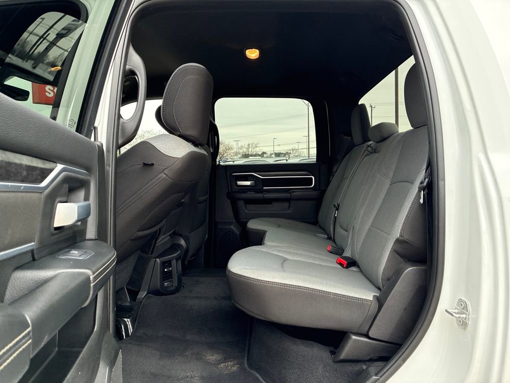 Used 2024 RAM 3500 Big Horn image 29