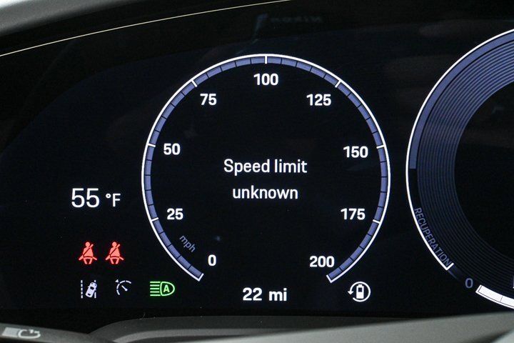 New 2025 Porsche Taycan image 11