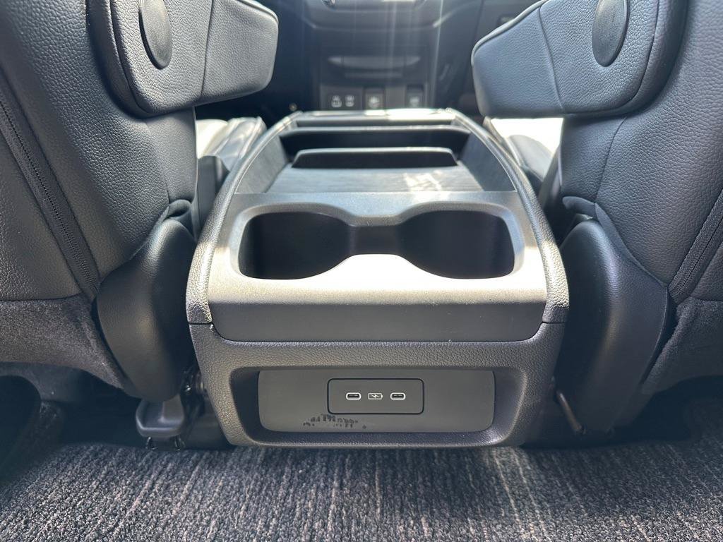 Used 2025 Honda Odyssey Touring image 32