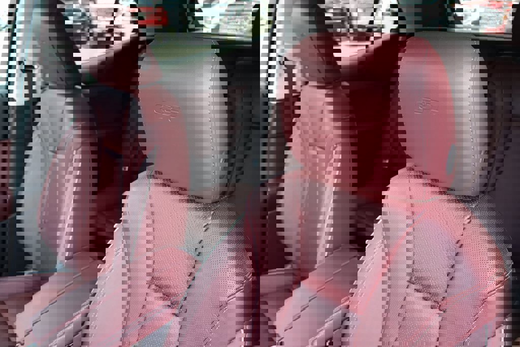 New 2025 Buick Envision Sport Touring image 12