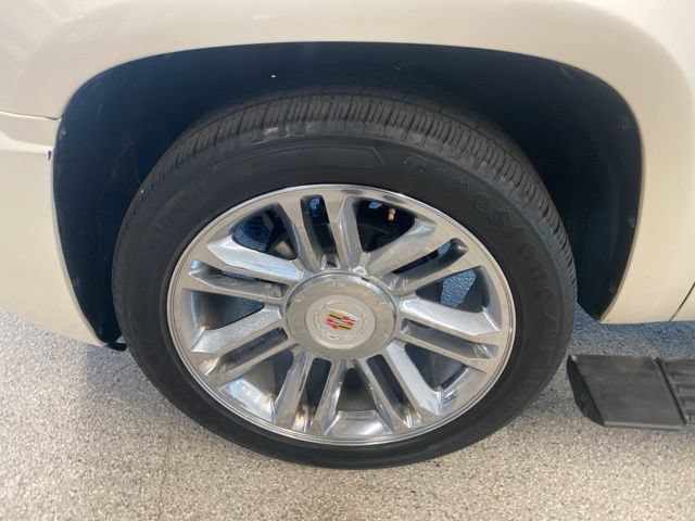 Used 2013 Cadillac Escalade ESV Platinum AWD/4WD image 13