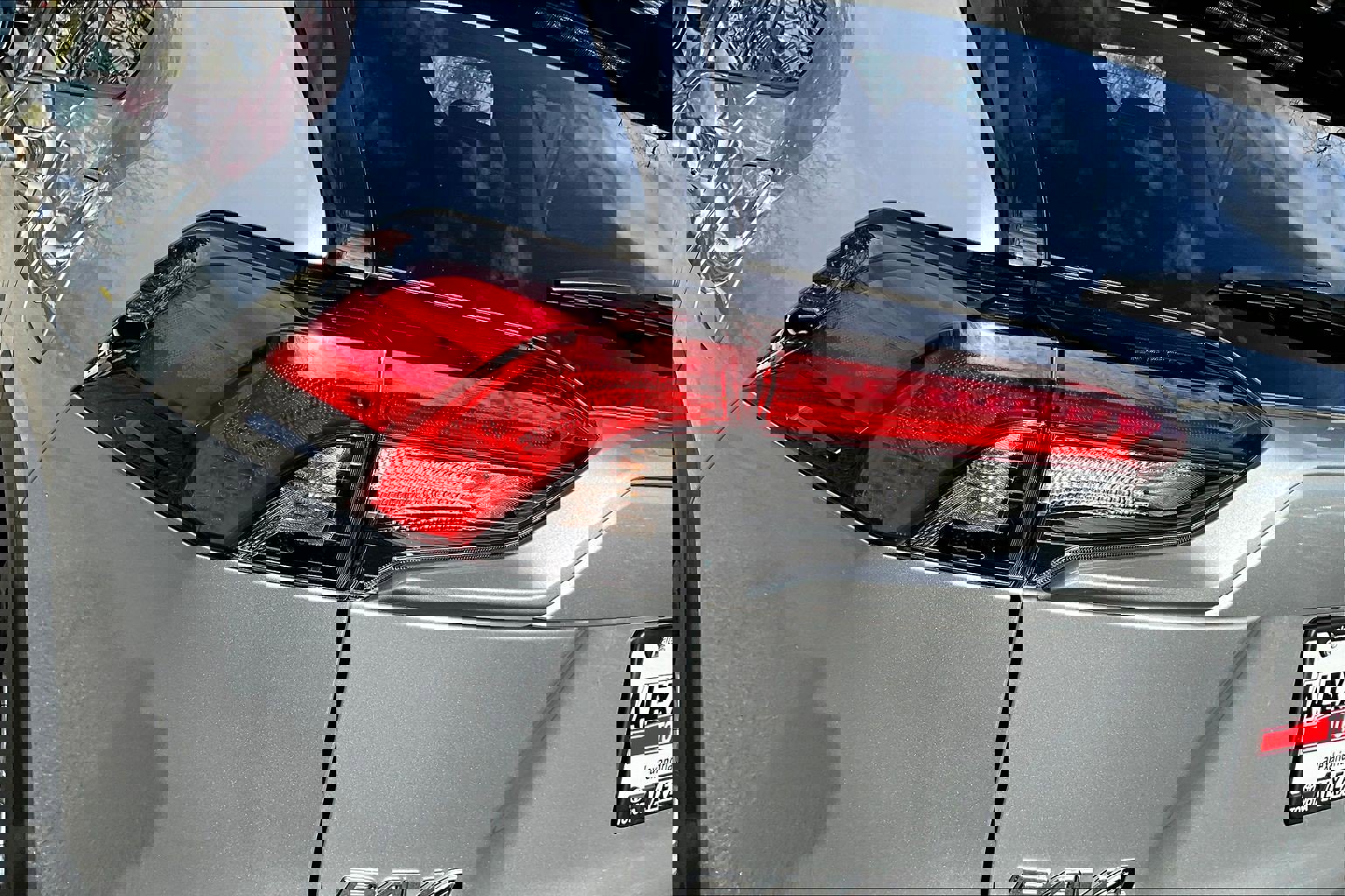 Used 2025 Toyota RAV4 XLE image 27