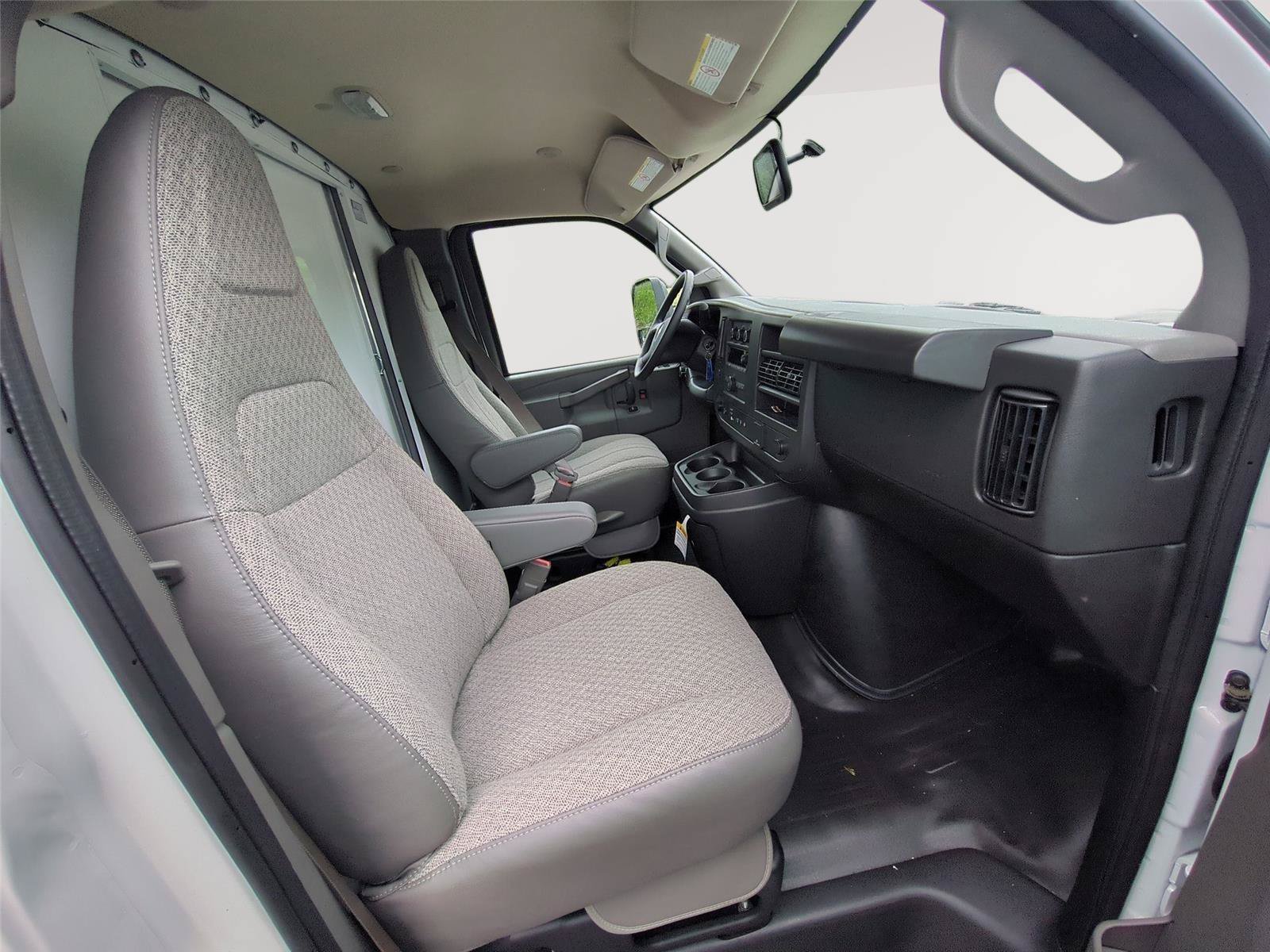 New 2025 Chevrolet Express 3500 w/ Power Convenience Package RWD image 26