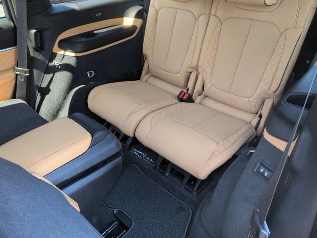 New 2026 Jeep Grand Cherokee L Summit w/ Obsidian Package AWD/4WD image 31