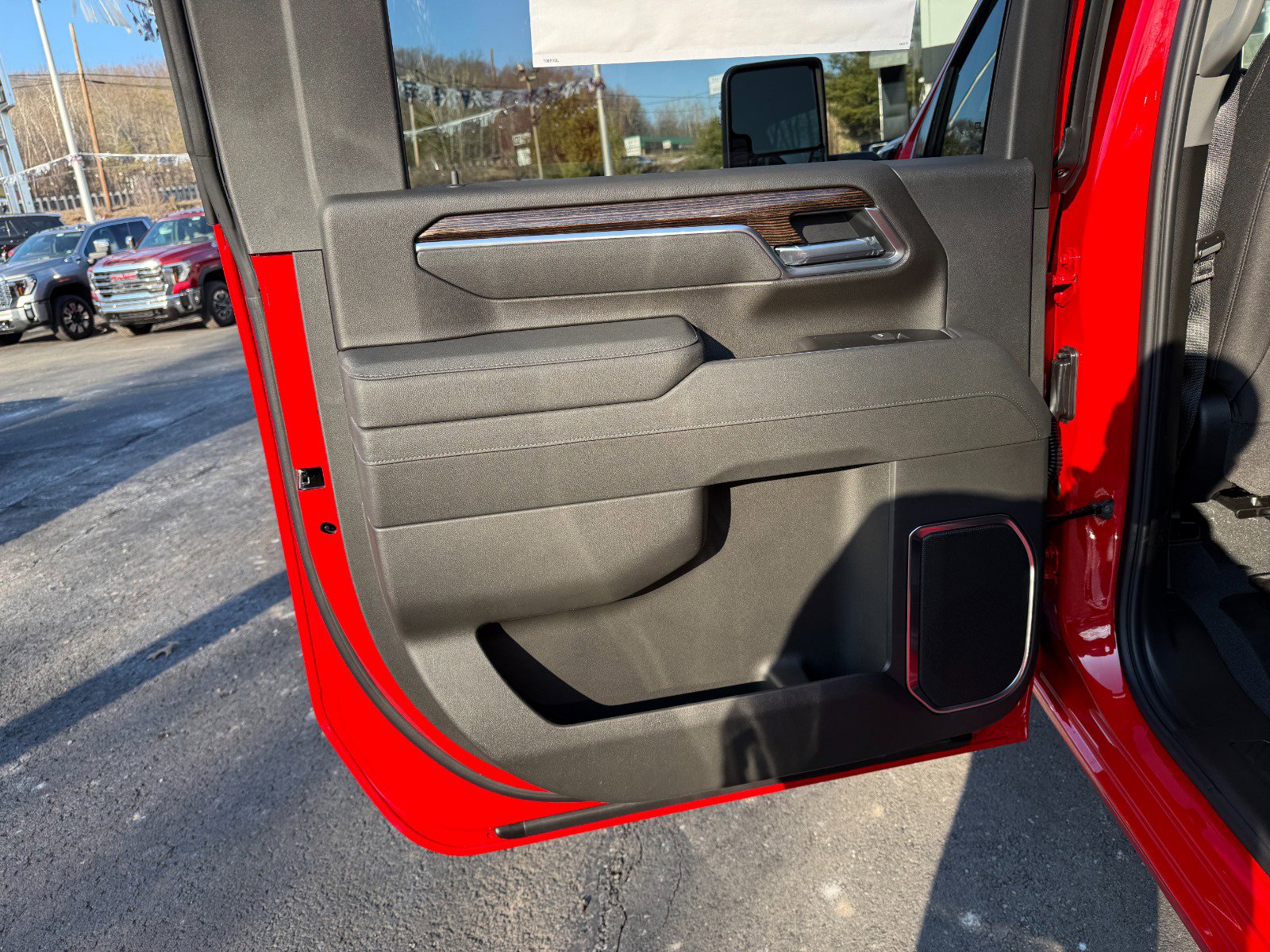 New 2026 GMC Sierra 3500 SLE w/ SLE Value Package image 17