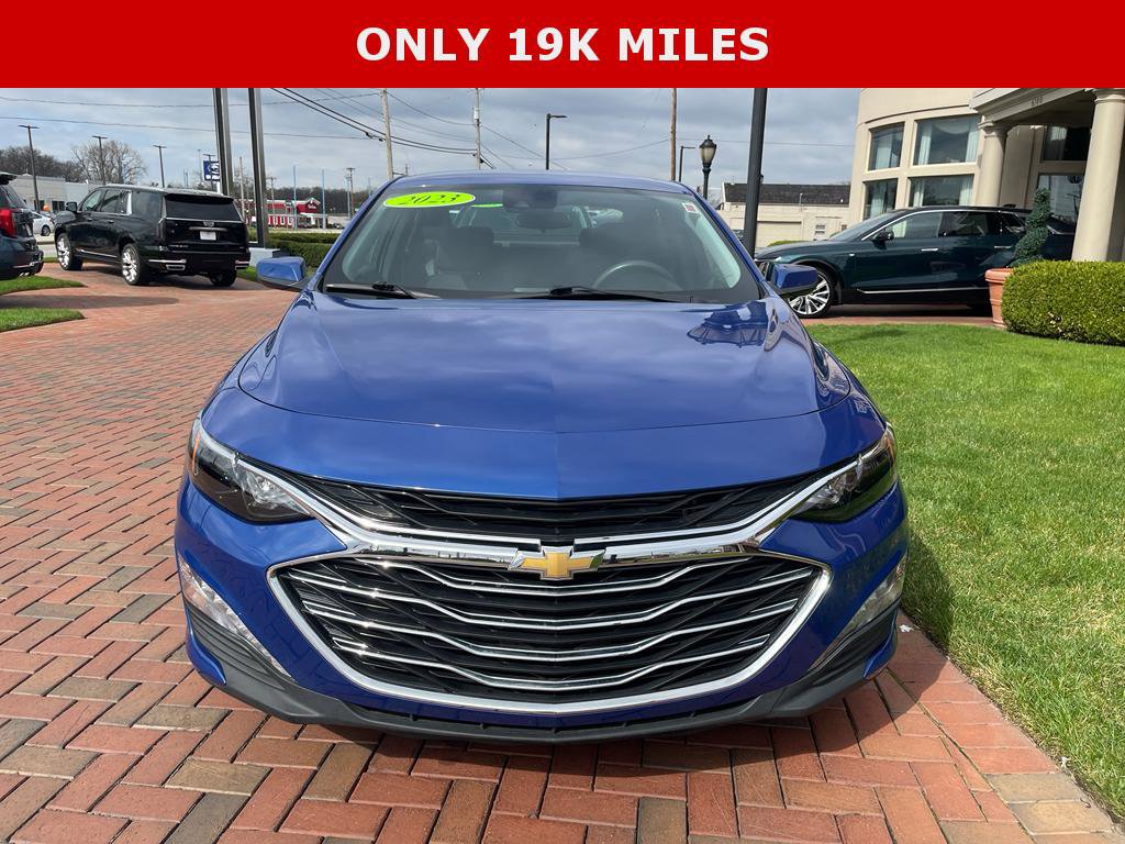 Used 2023 Chevrolet Malibu LT image 3