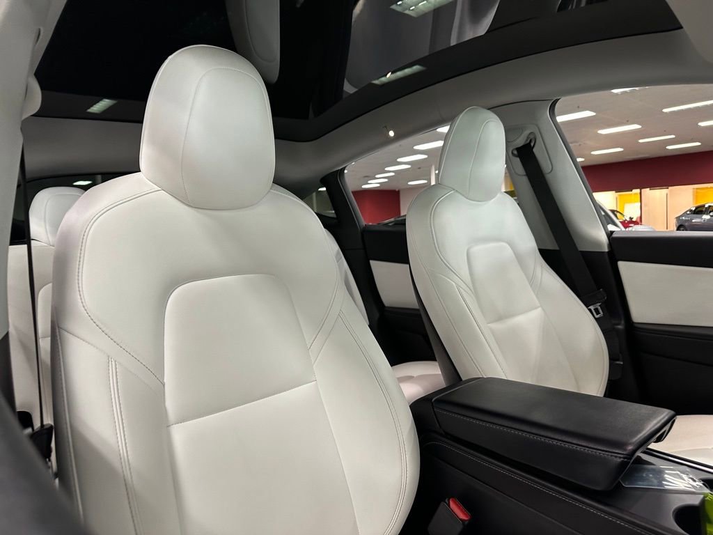 Used 2021 Tesla Model Y Long Range image 26