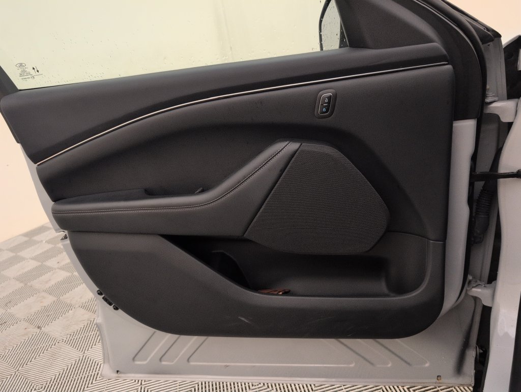 Used 2023 Ford Mustang Mach-E Select RWD image 32
