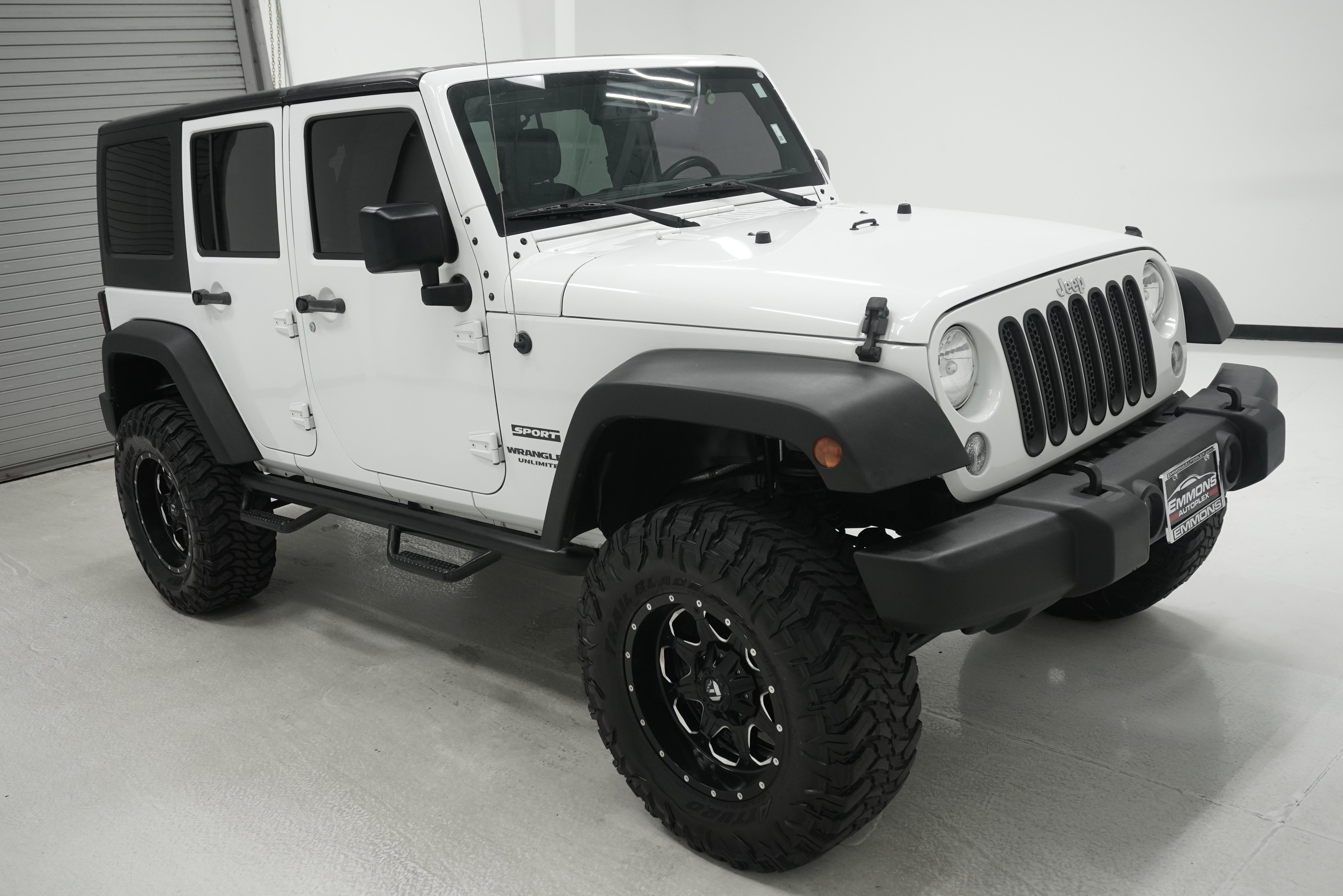Used 2015 Jeep Wrangler Unlimited Sport w/ Quick Order Package 24S AWD/4WD image 3