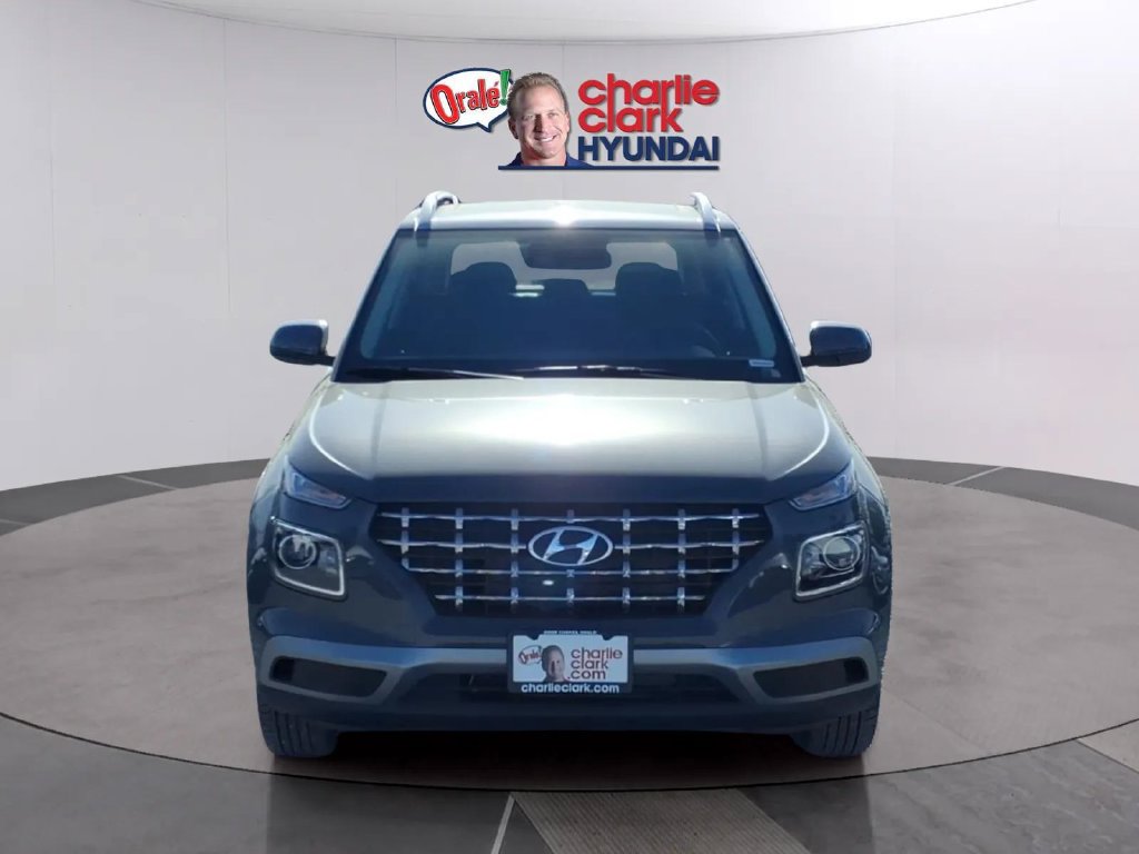 New 2026 Hyundai Venue SEL FWD image 8