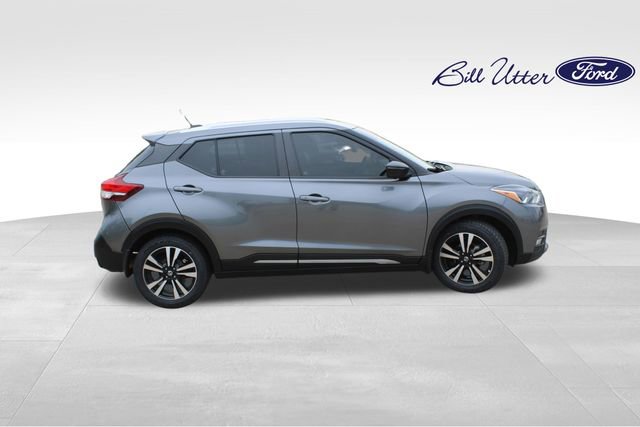 Used 2020 Nissan Kicks SR FWD image 4