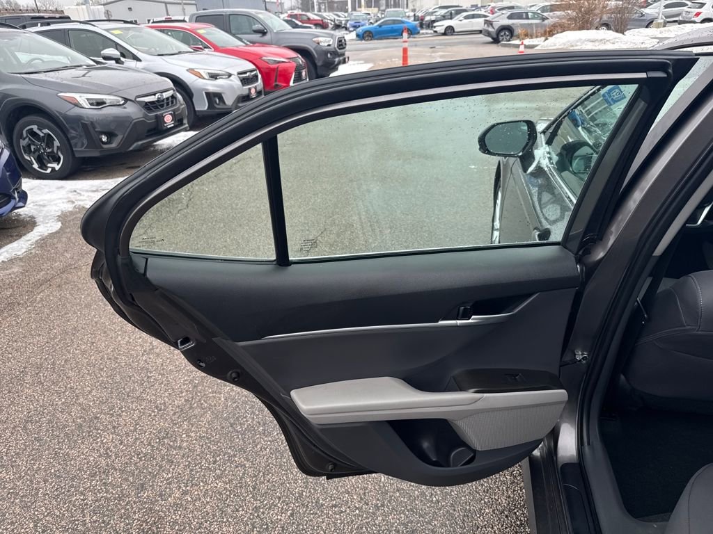 Used 2023 Toyota Camry LE image 37