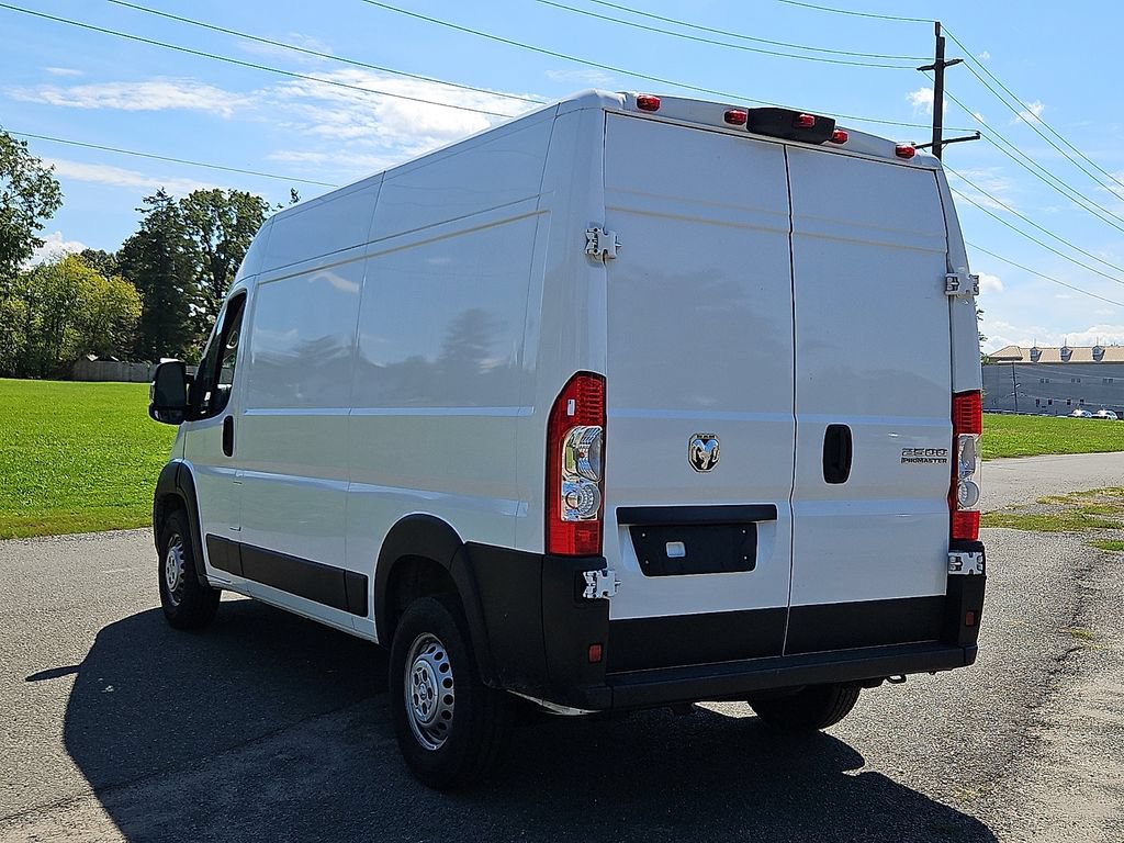 Used 2025 RAM ProMaster 2500 w/ Convenience Group FWD image 5