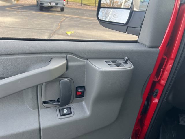 New 2025 Chevrolet Express 3500 w/ Driver Convenience Package image 8