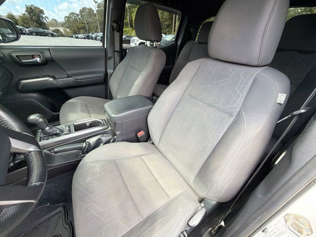 Used 2016 Toyota Tacoma TRD Sport w/ Towing Package RWD image 17