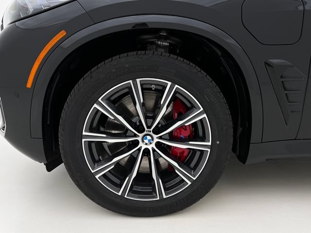 New 2026 BMW X5 xDrive50e w/ M Sport Package AWD/4WD image 15