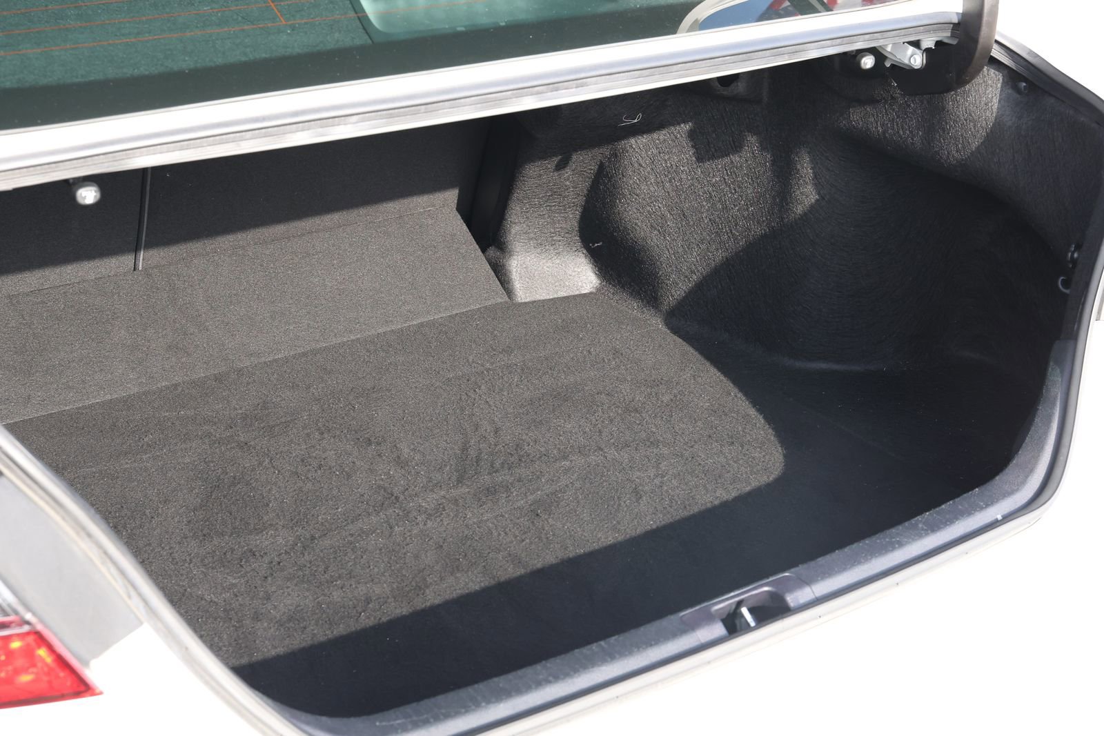 Used 2024 Toyota Camry SE image 32