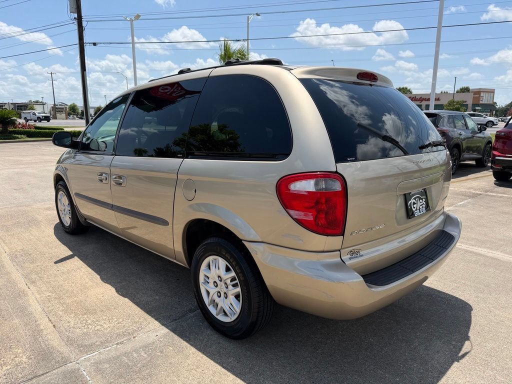 Used 2002 Dodge Caravan Sport FWD image 3