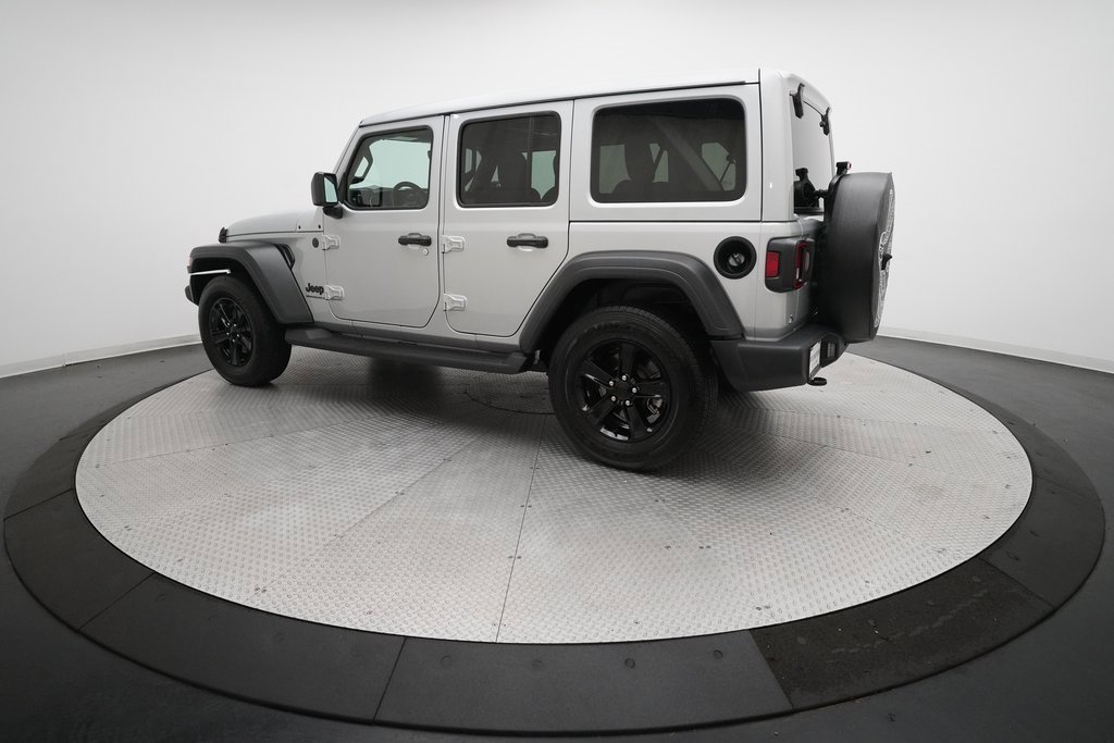 Used 2023 Jeep Wrangler Sport image 12