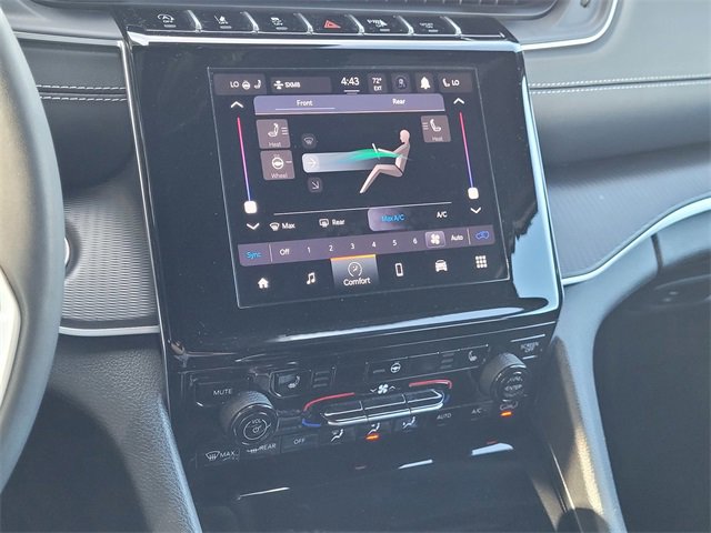 Certified 2024 Jeep Grand Cherokee L Laredo image 11