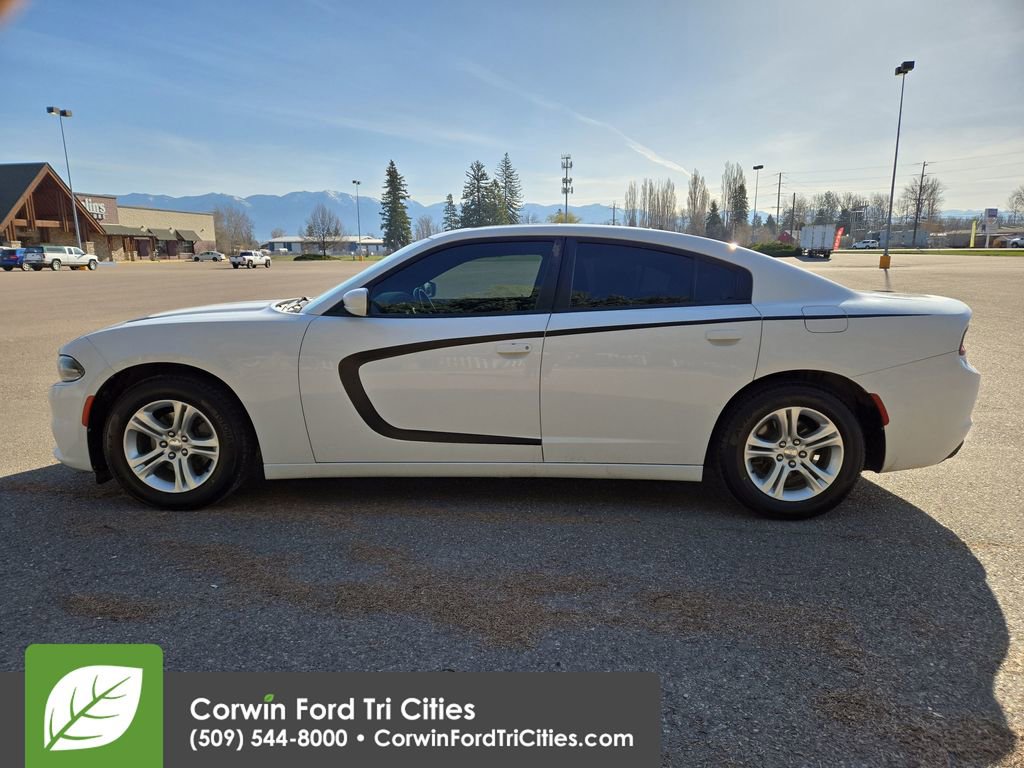 Used 2020 Dodge Charger SXT RWD image 9