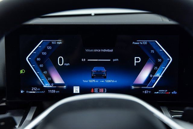 Certified 2025 BMW 530i 530i image 2