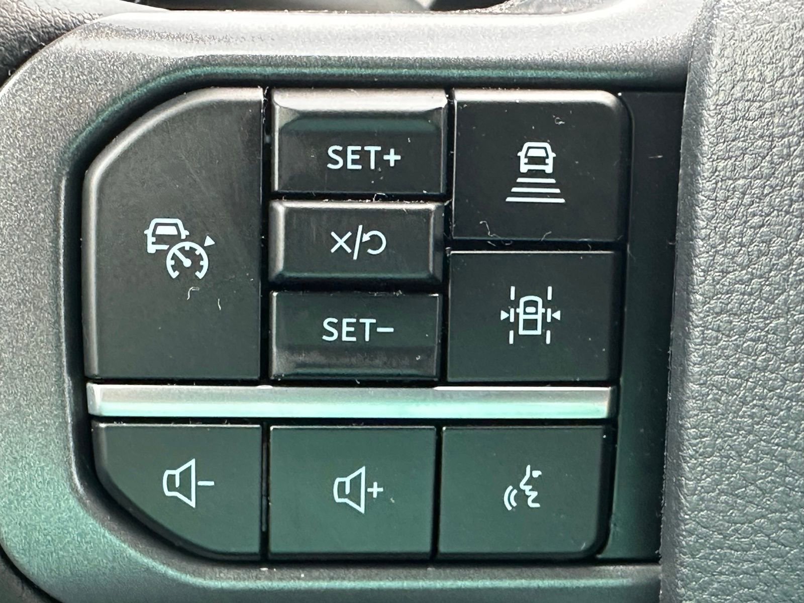 New 2025 Ford F150 Lightning Flash AWD/4WD image 16