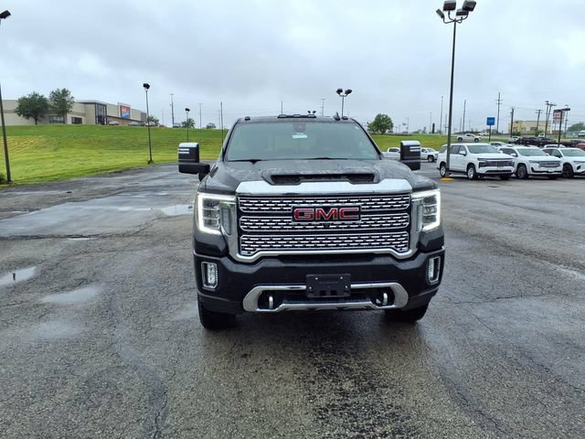 Used 2021 GMC Sierra 2500 Denali w/ Denali Black Diamond Edition AWD/4WD image 3