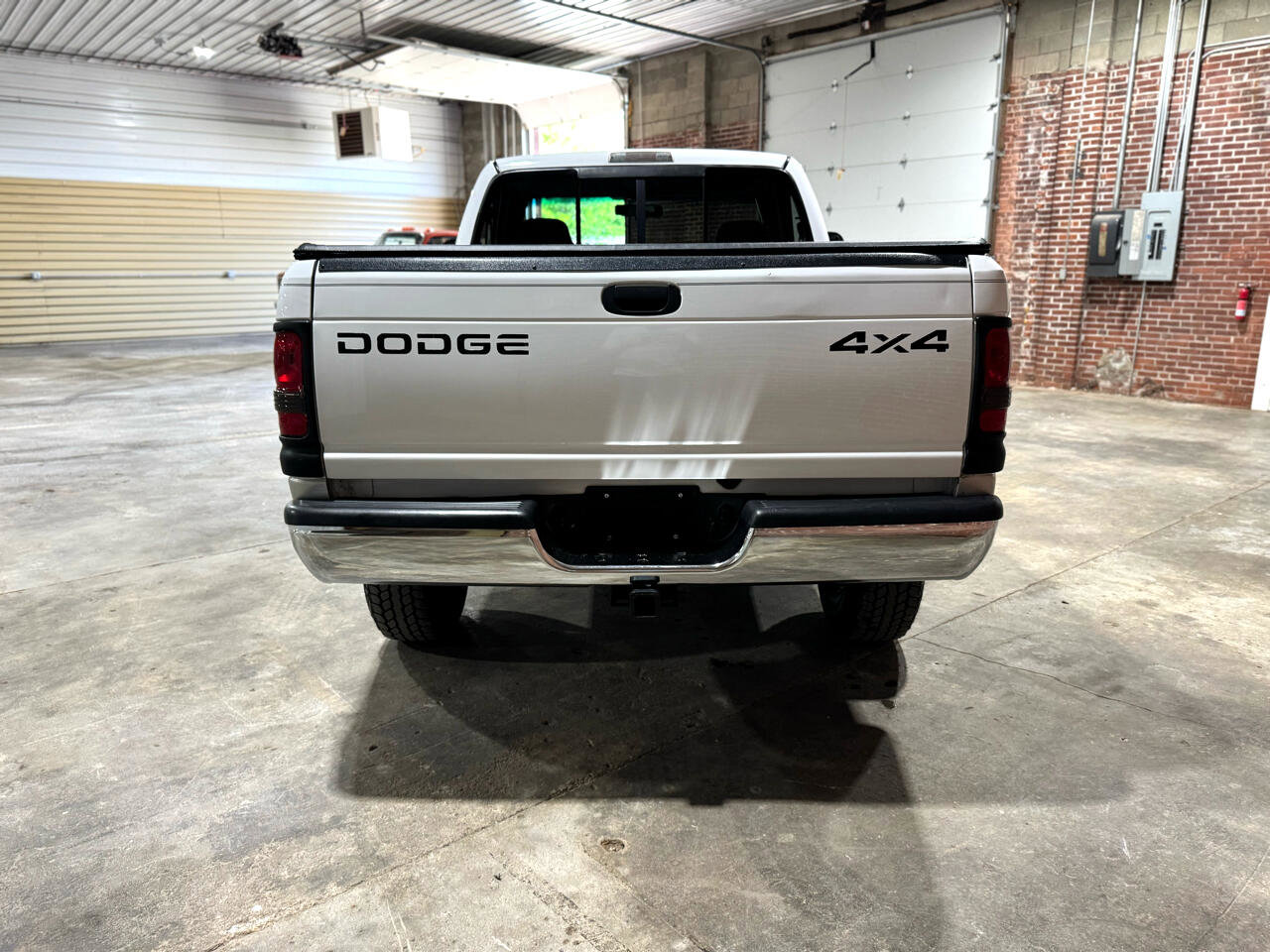 Used 2001 Dodge Ram 1500 Truck ST image 3