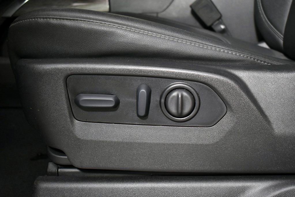 Used 2023 Chevrolet Silverado 2500 LTZ w/ LTZ Plus Package image 16