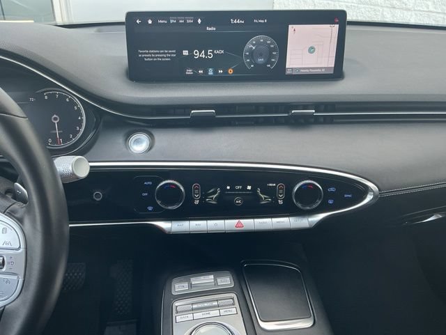Used 2025 Genesis GV70 2.5T AWD/4WD image 11