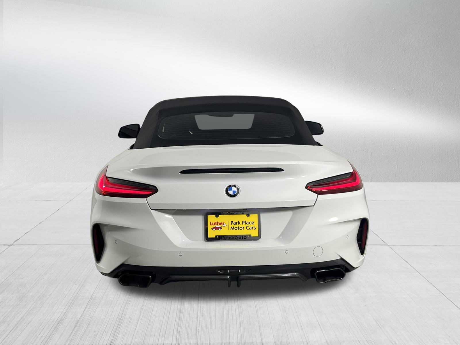 Used 2026 BMW Z4 M40i w/ Premium Package RWD image 6