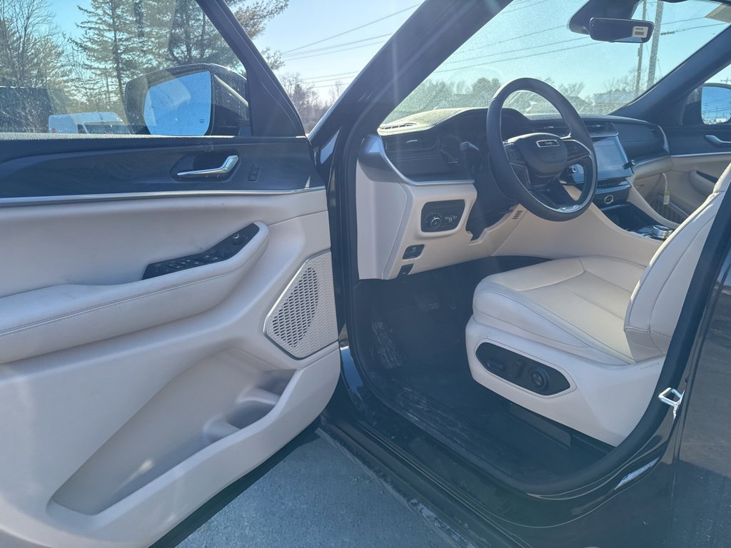 New 2026 Jeep Grand Cherokee L Limited w/ MOPAR Finishing Package AWD/4WD image 20
