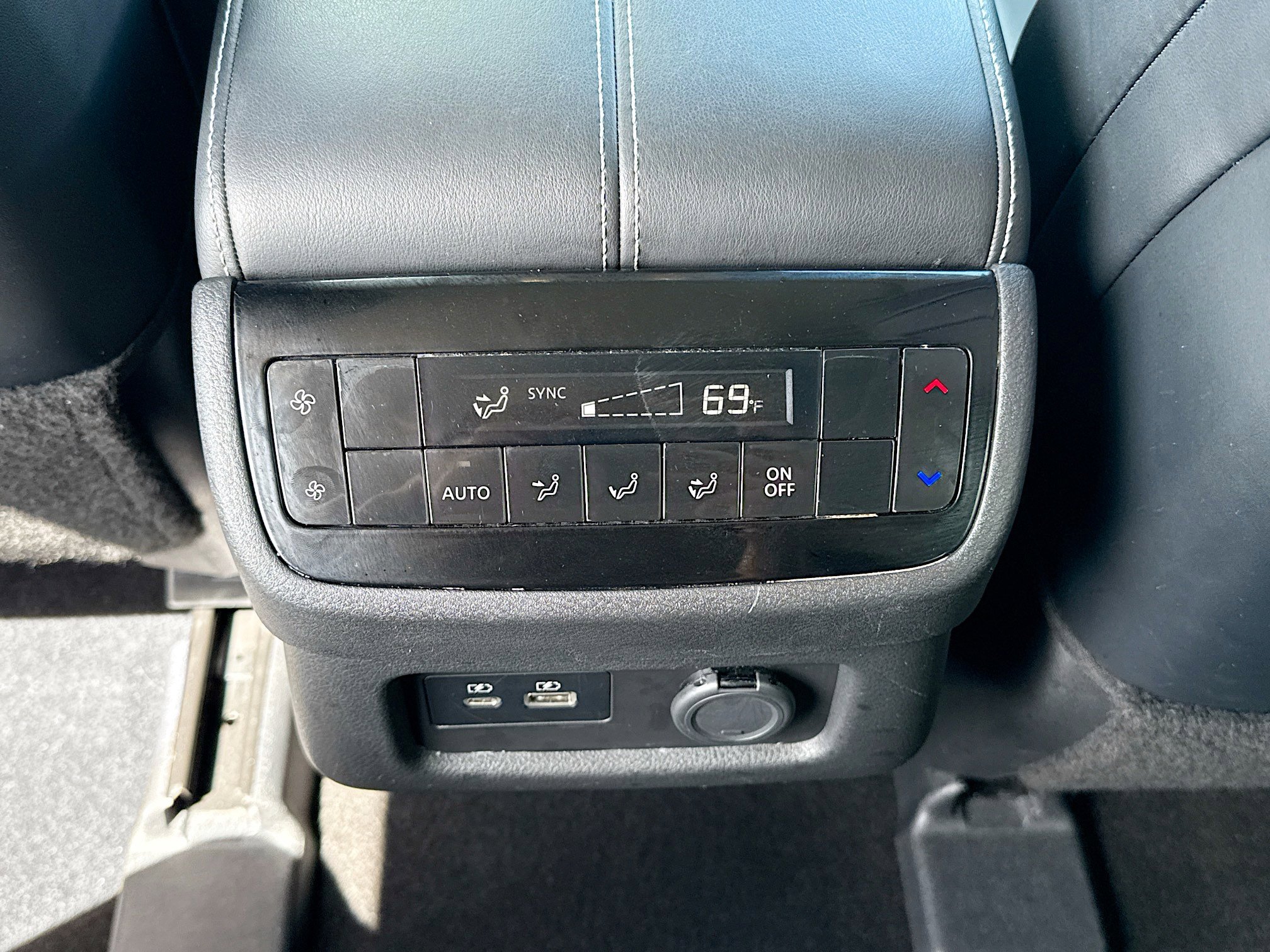 Used 2024 INFINITI QX60 Luxe image 21