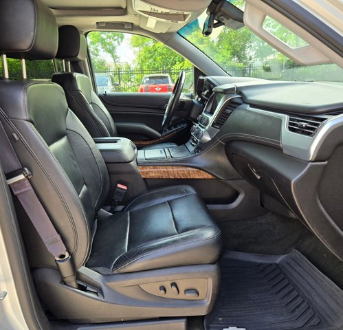 Used 2017 Chevrolet Suburban Premier image 20