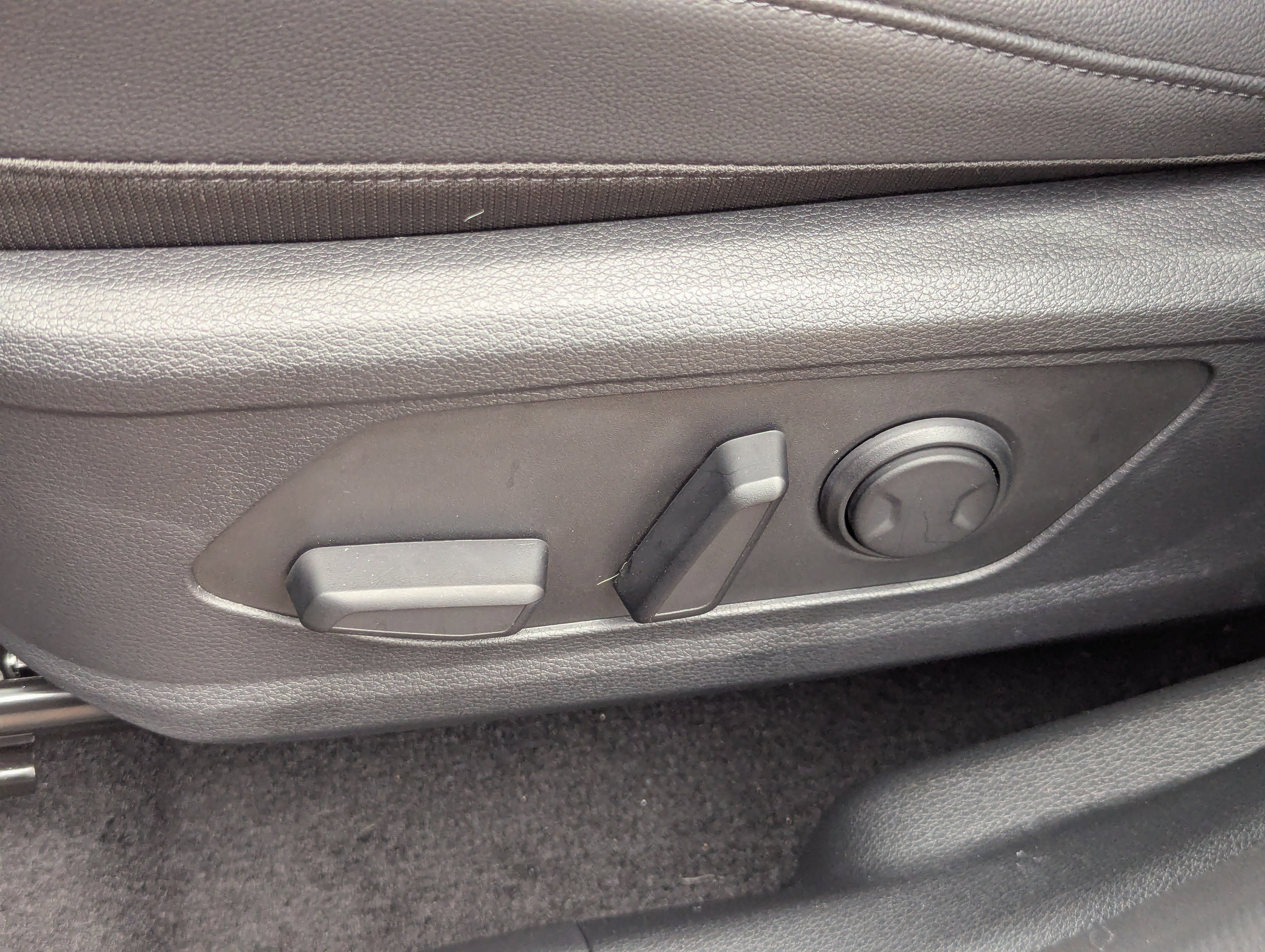 Certified 2025 Kia Sportage X-Line Prestige image 21