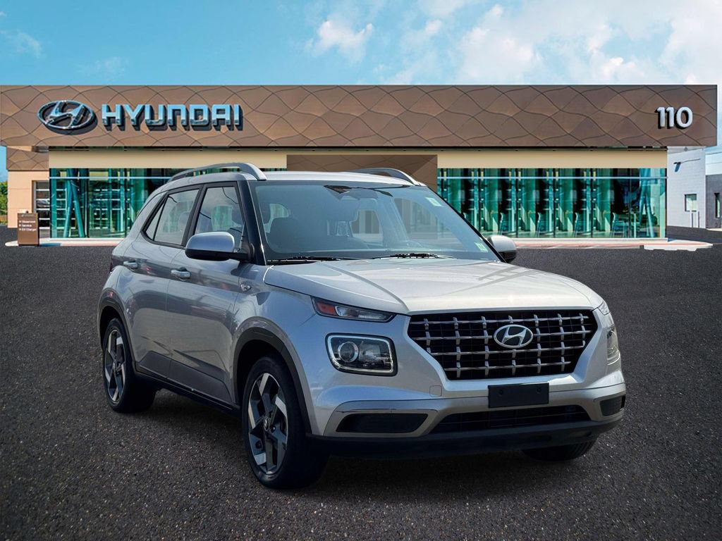 Used 2023 Hyundai Venue SEL