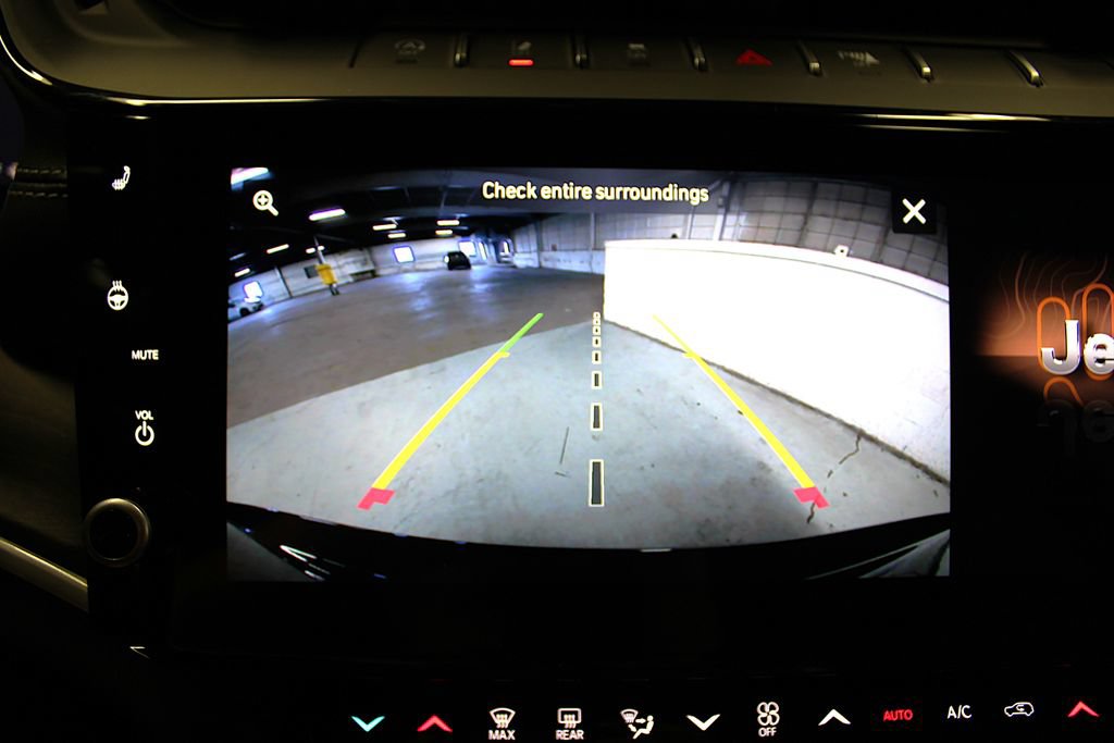 New 2026 Jeep Grand Cherokee Altitude AWD/4WD image 18