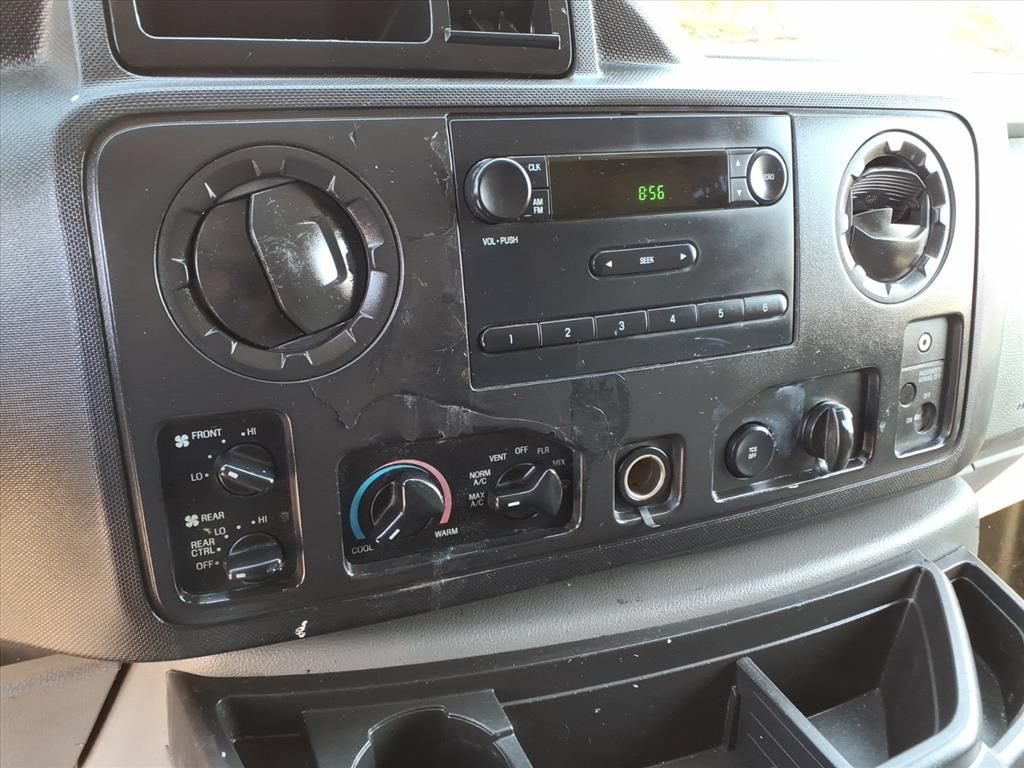 Used 2014 Ford E-250 and Econoline 250 w/ Power Group RWD image 10