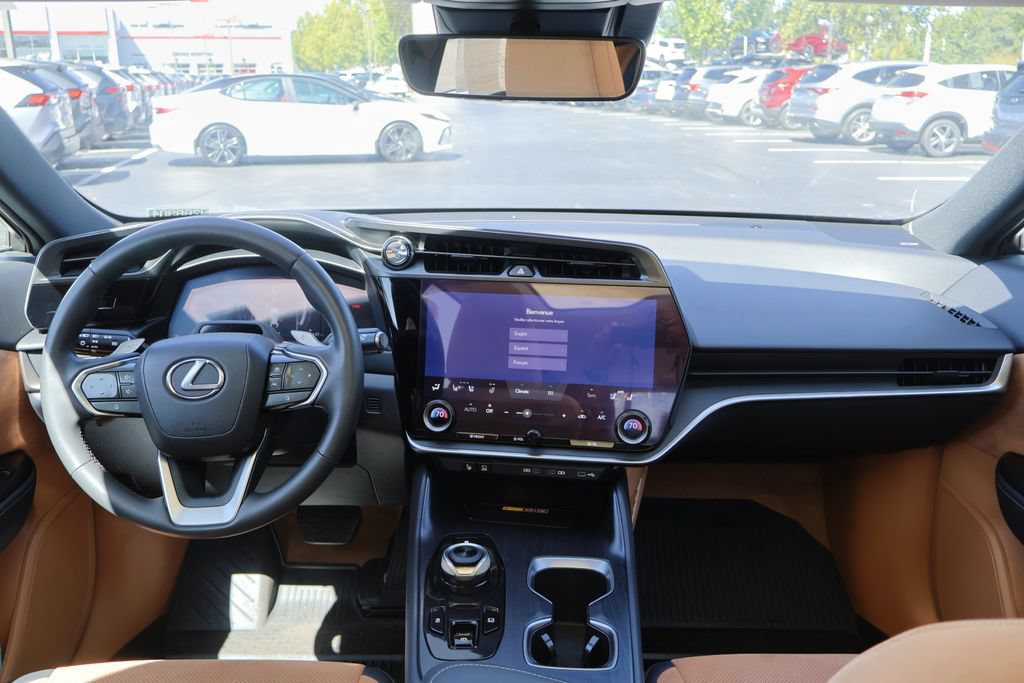 Used 2023 Lexus RZ 450e Premium AWD/4WD image 21