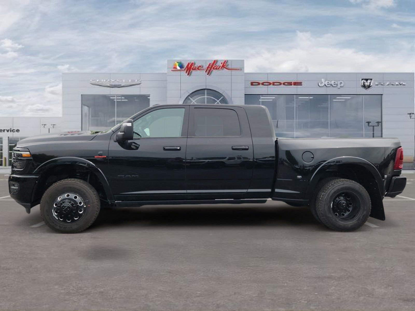 New 2026 RAM 3500 Limited AWD/4WD image 2