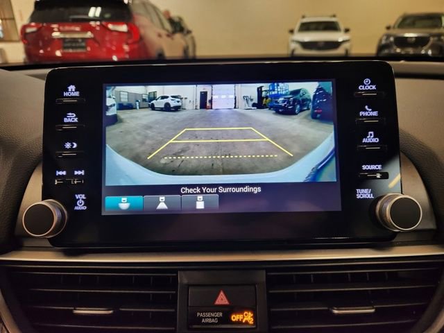 Used 2018 Honda Accord Sport image 16